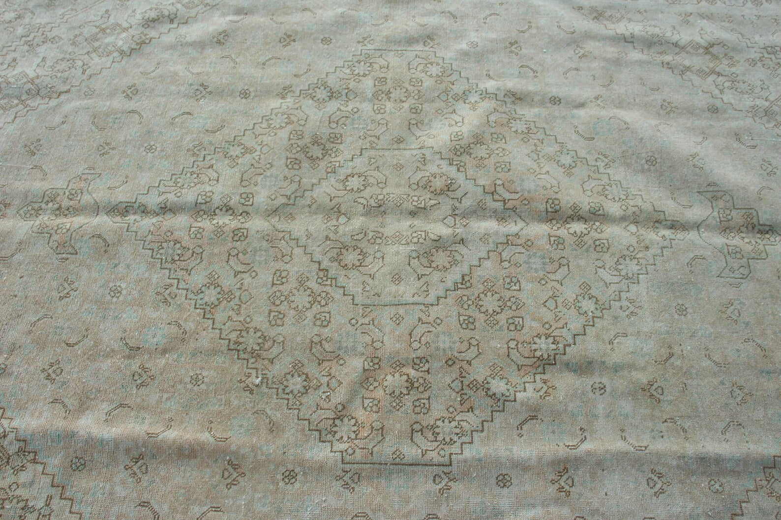 XL Vintage Persian Accent Area Rug 5.9 x 9.6 ft