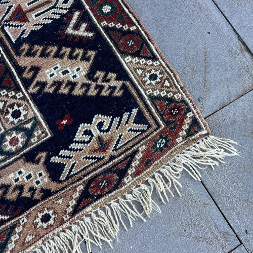 Vintage Turkish Accent Area Rug 4.1 x 6.9 ft