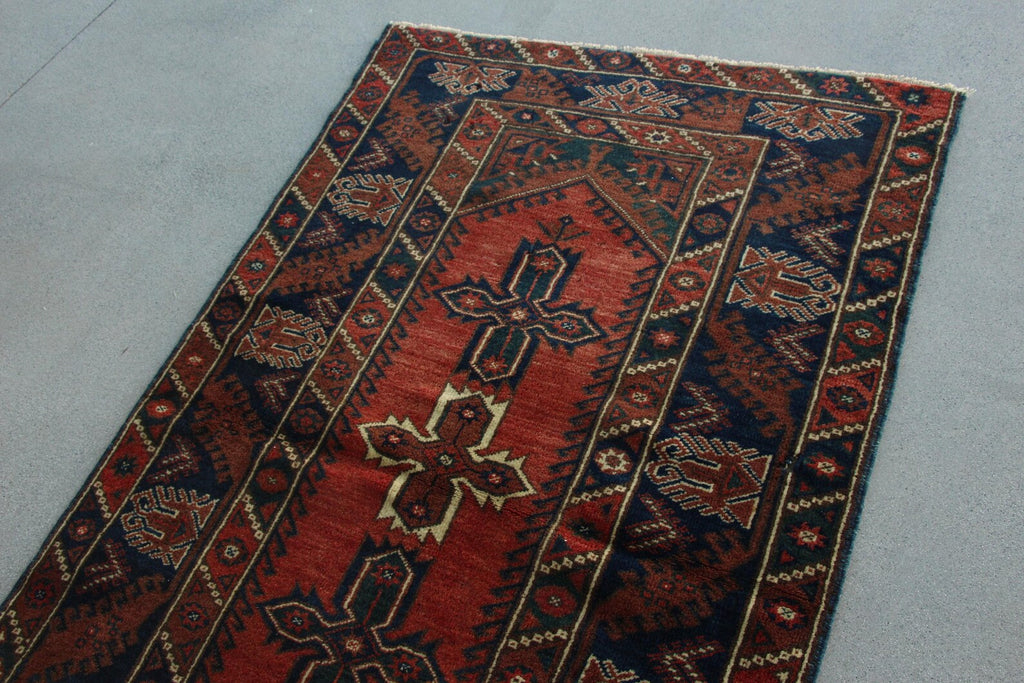 Vintage Turkish Accent Area rug 3.8 x 6.6 ft