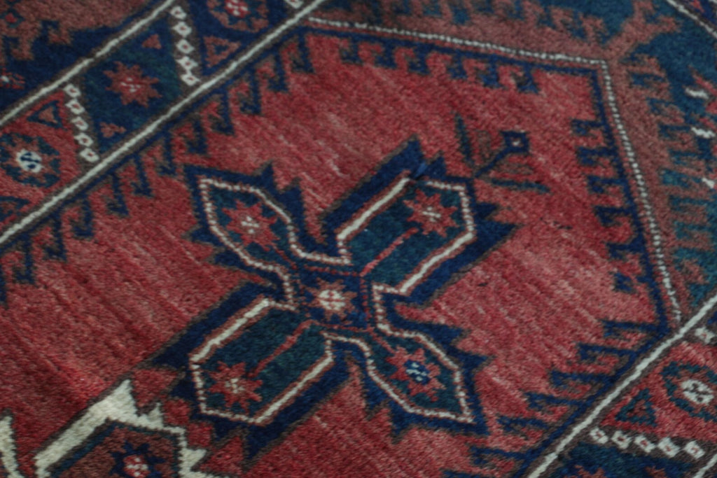 Vintage Turkish Accent Area rug 3.8 x 6.6 ft