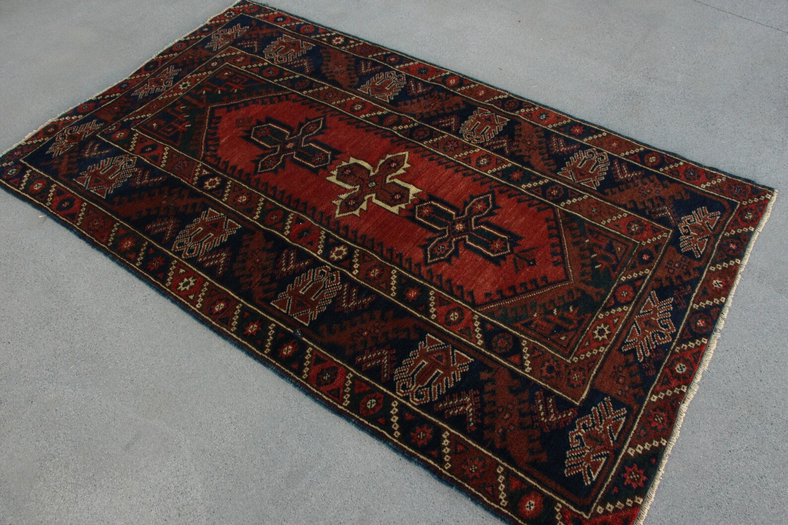 Vintage Turkish Accent Area rug 3.8 x 6.6 ft