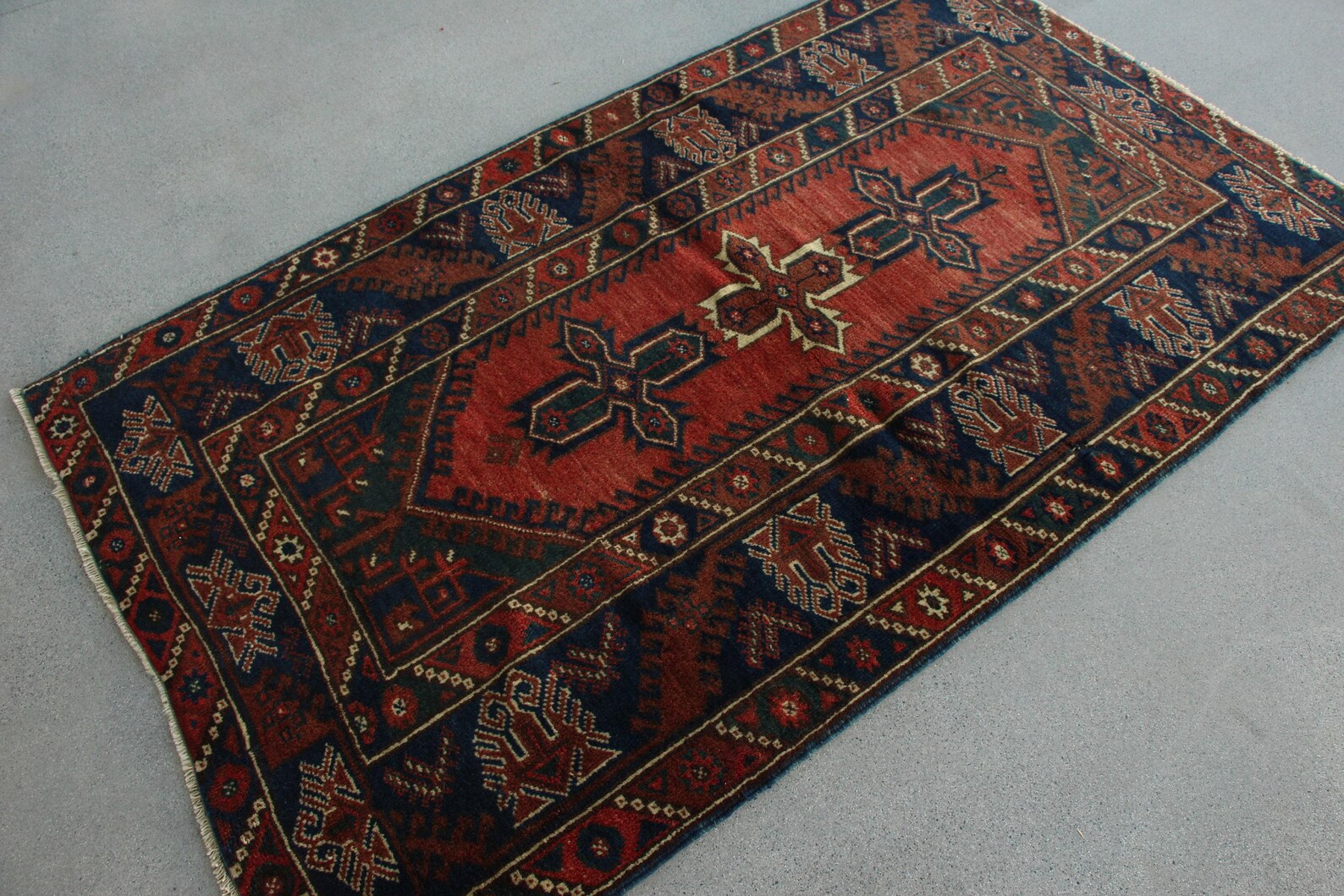 Vintage Turkish Accent Area rug 3.8 x 6.6 ft