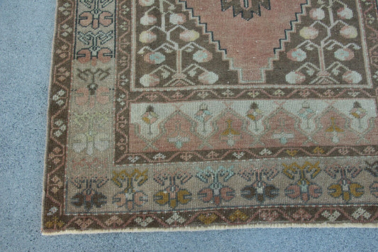 Vintage Turkish Accent Area rug 3.7 x 8.4 ft