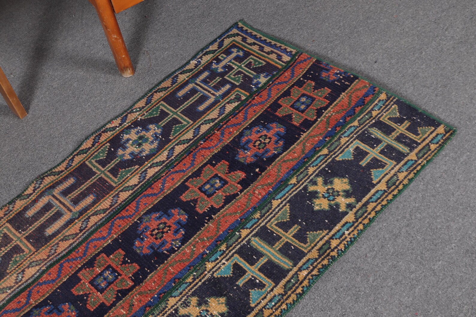 Vintage Turkish Runner Rug 2.3 x 5.3 ft