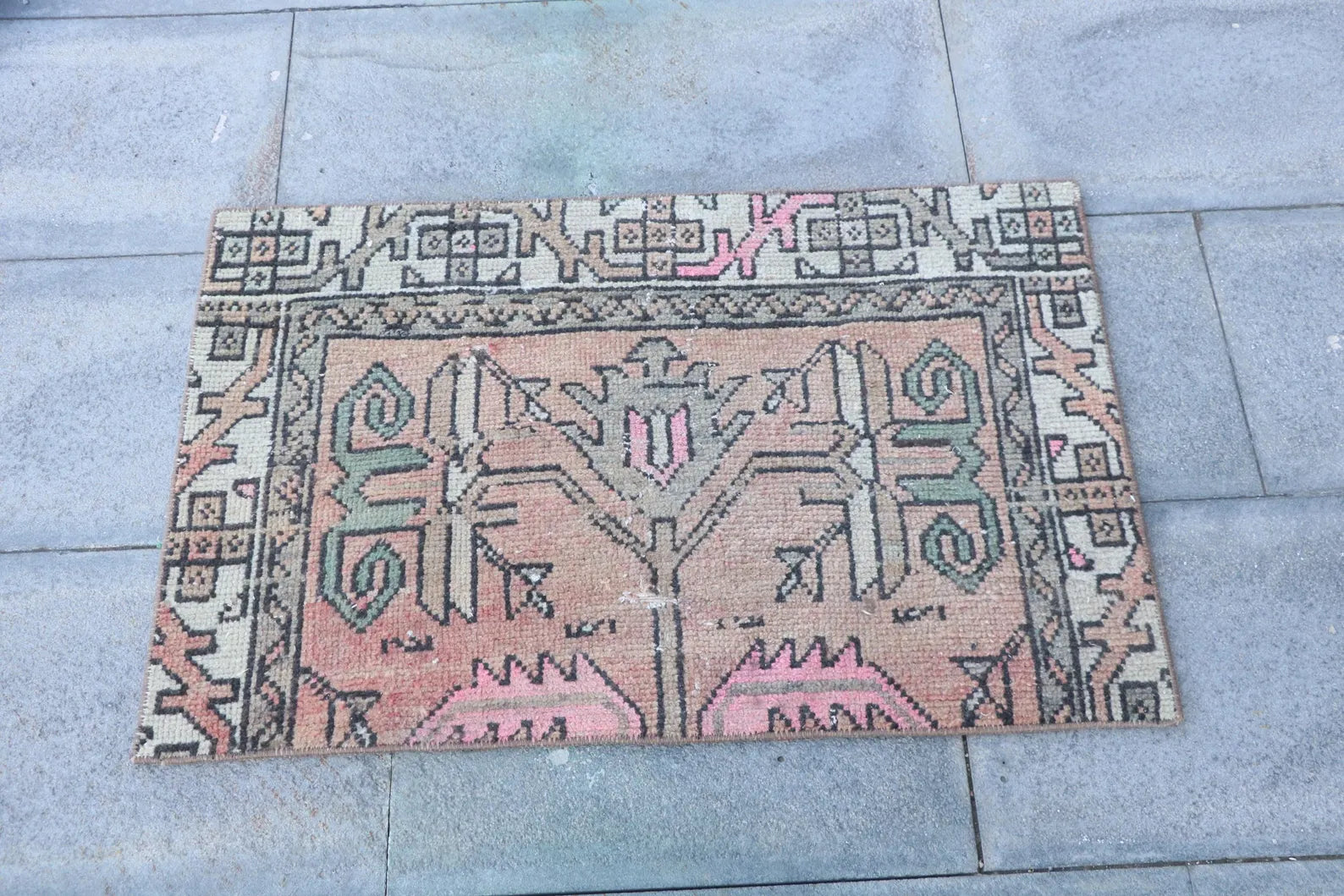 Vintage Turkish Mini Rug 1.7 x 2.7 ft