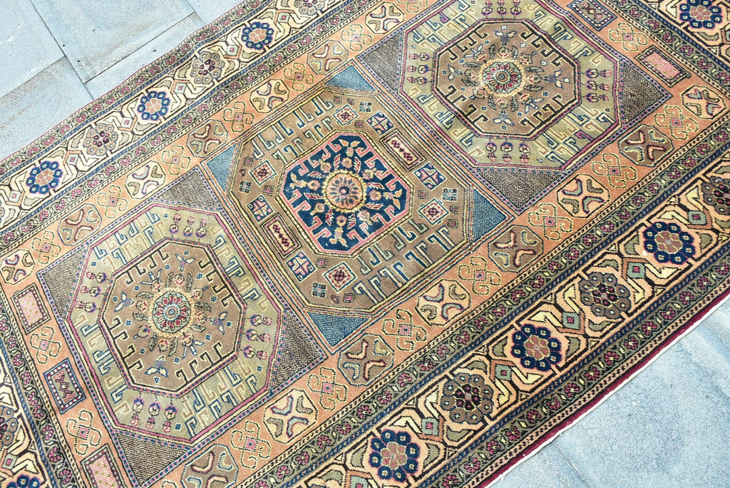 Vintage Turkish Accent Area rug 3.8 x 5.7 ft