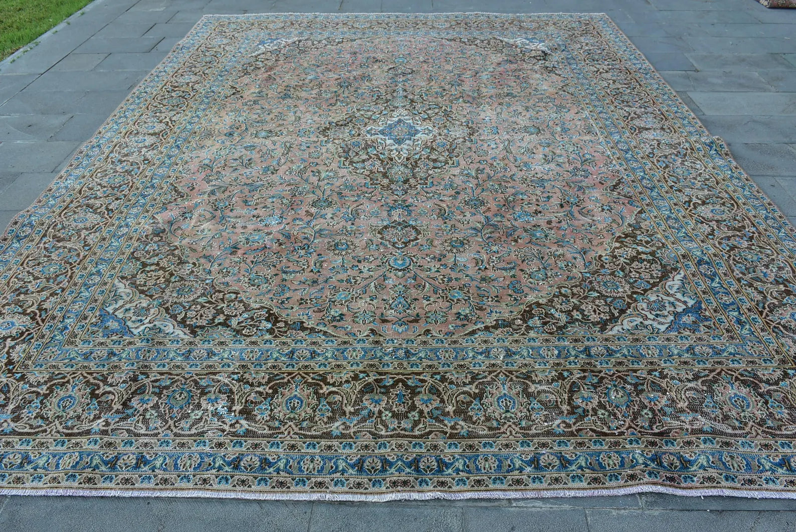 XL Vintage Turkish Accent Area Rug 9.5 x 12.4 ft