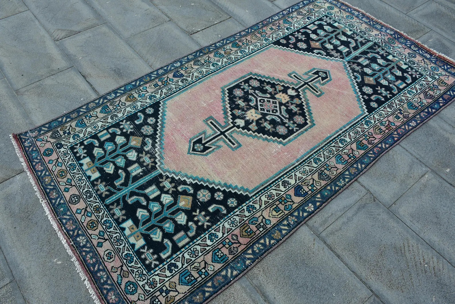 Vintage Turkish Accent Area rug 3.4 x 6.7 ft