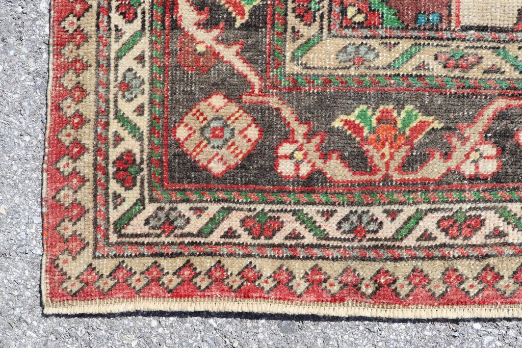 XL Vintage Turkish Accent Area Rug 4.9 x 11.2 ft