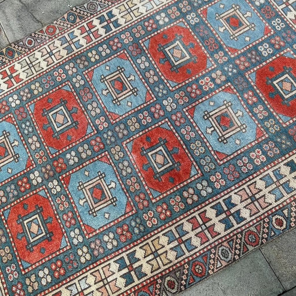 Vintage Turkish Accent Area rug 3.7 x 5.7 ft