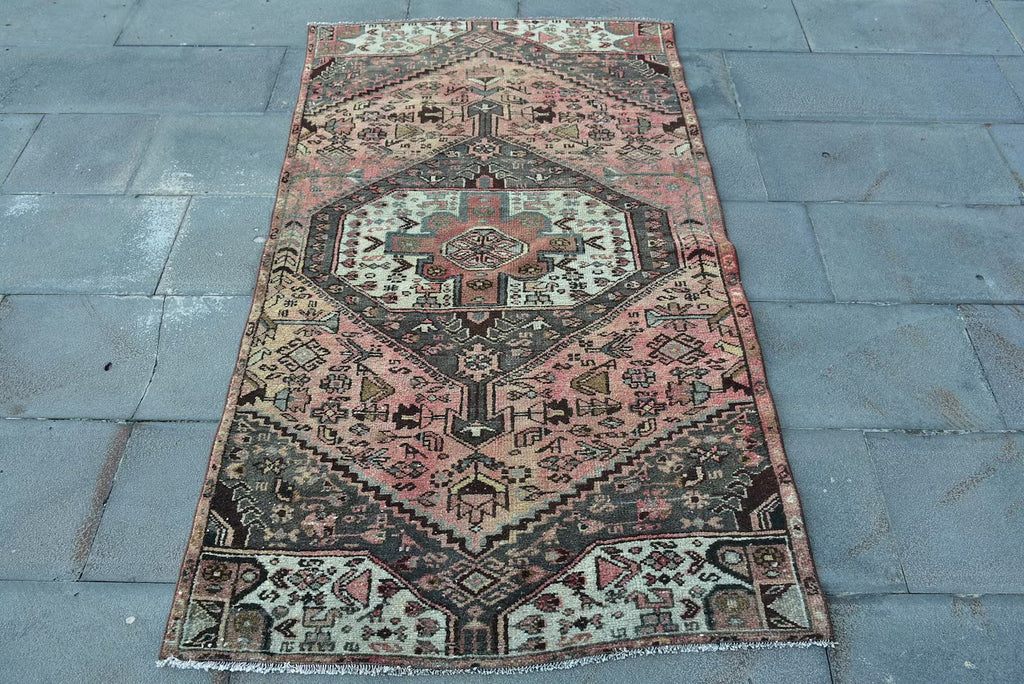 Vintage Persian Accent Area Rug 3.3 x 5.7 ft