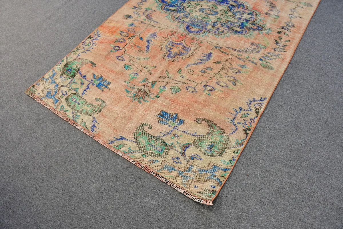 Vintage Turkish Accent Area rug 4.4 x 7.9 ft