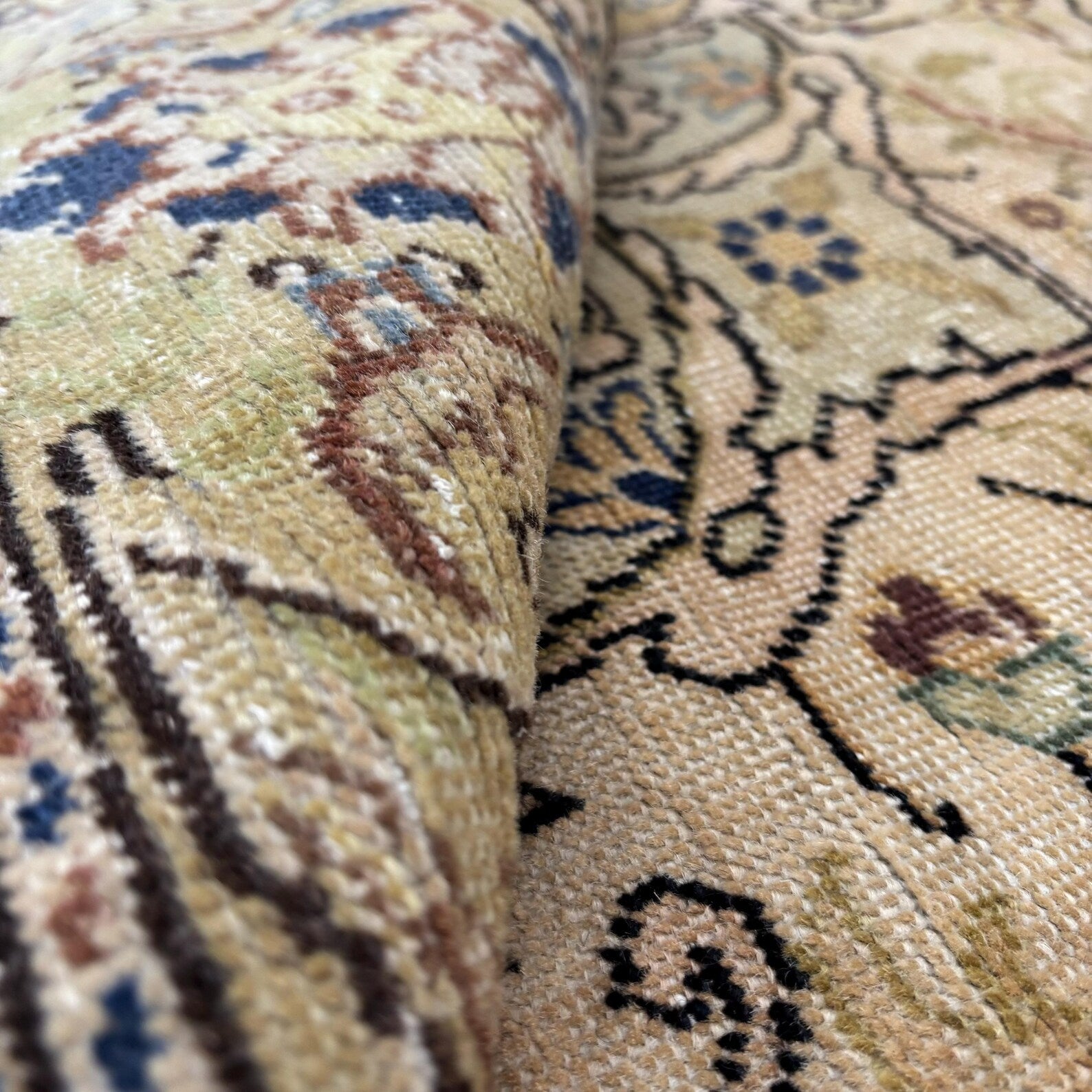 XL Vintage Persian Accent Area Rug 6.3 x 10 ft