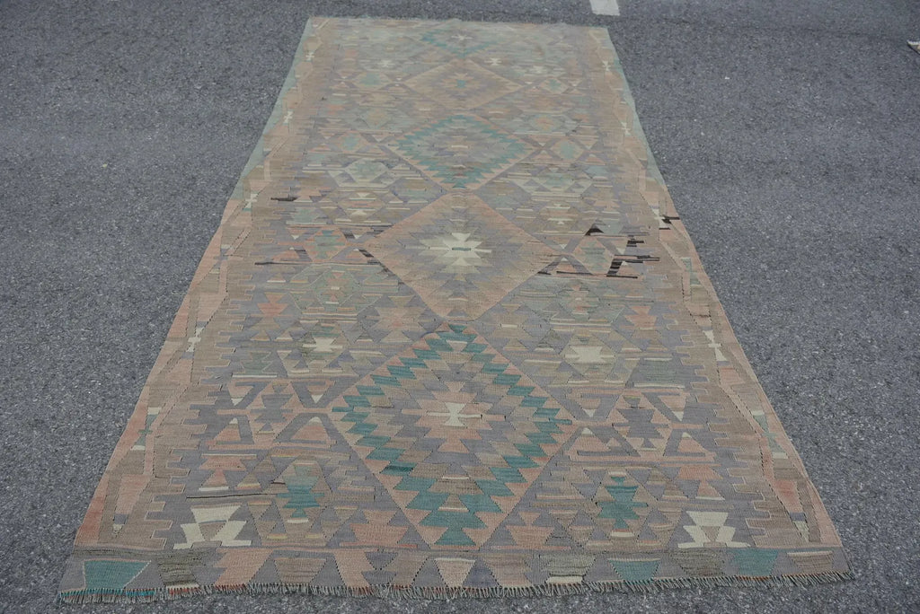 XL Vintage Turkish Accent Area rug 4.8 x 9.4 ft