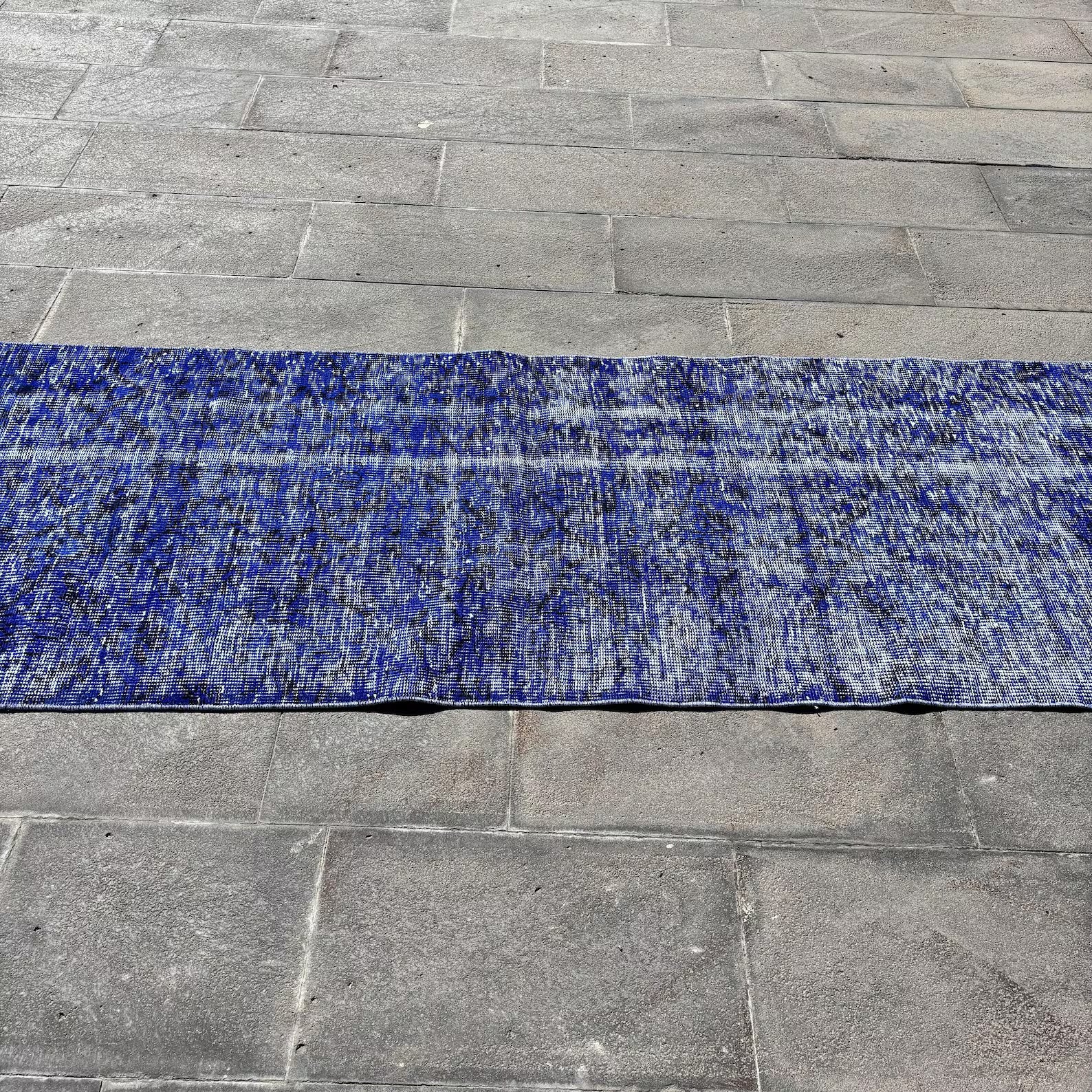 Vintage Turkish Runner Rug 2.6 x 9.2 ft