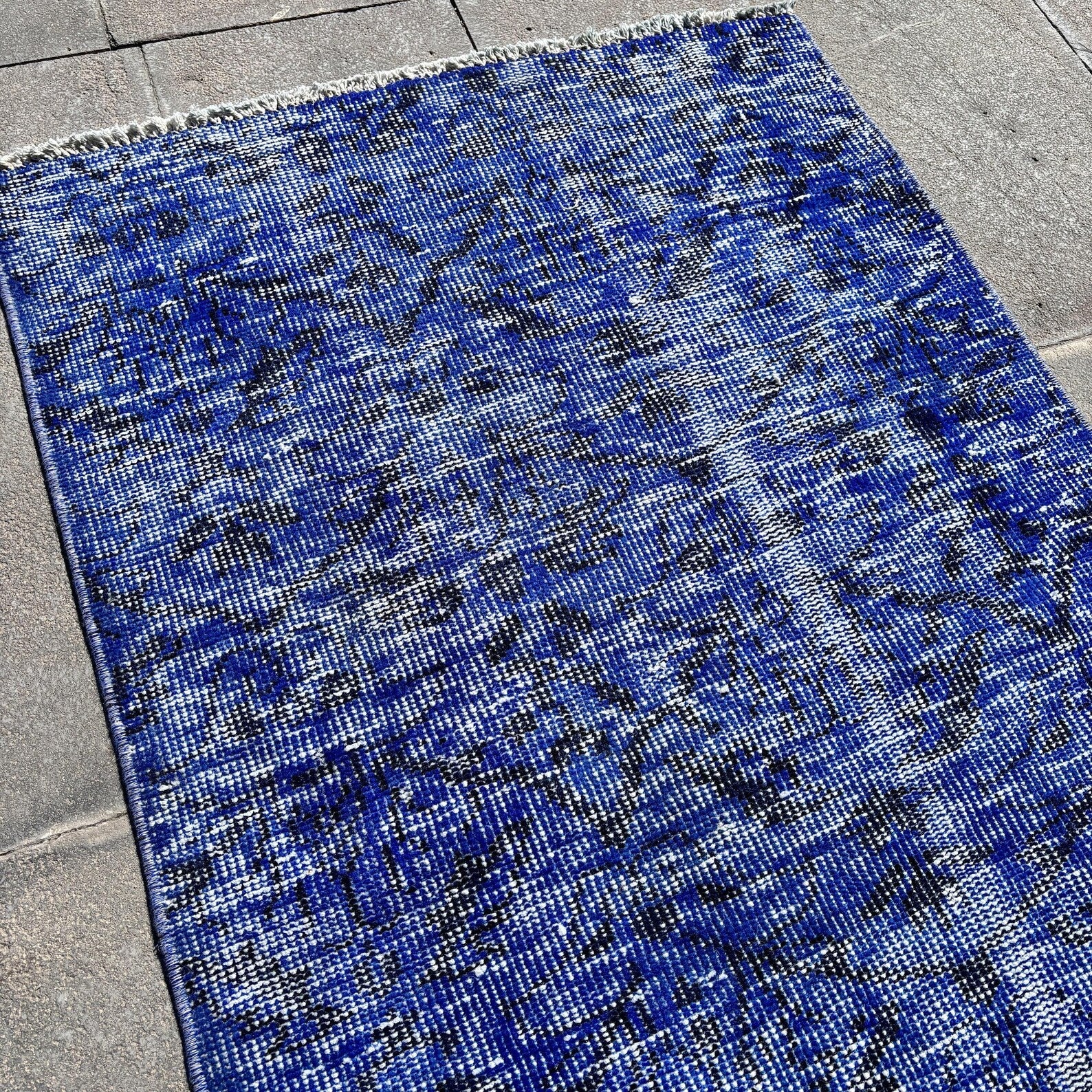 Vintage Turkish Runner Rug 2.6 x 9.2 ft