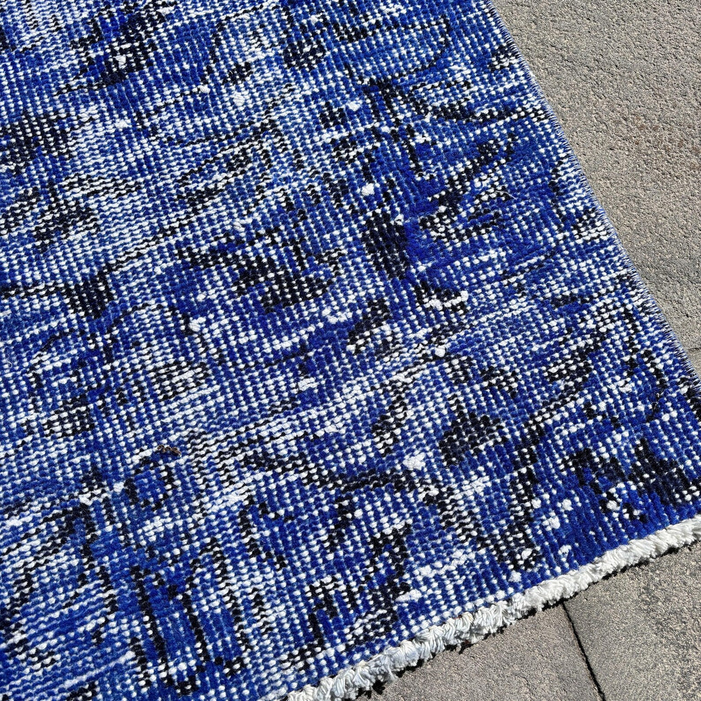 Vintage Turkish Runner Rug 2.6 x 9.2 ft