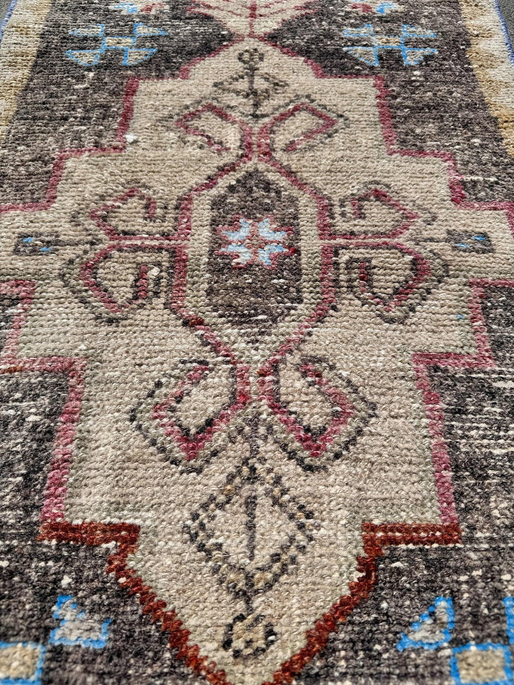 Vintage Turkish Mini Rug 1.6 x 3 ft