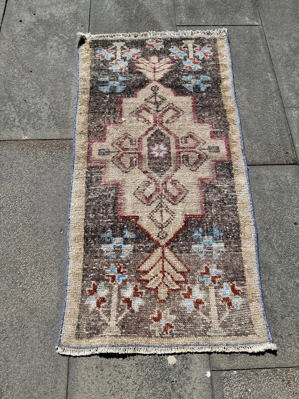 Vintage Turkish Mini Rug 1.6 x 3 ft