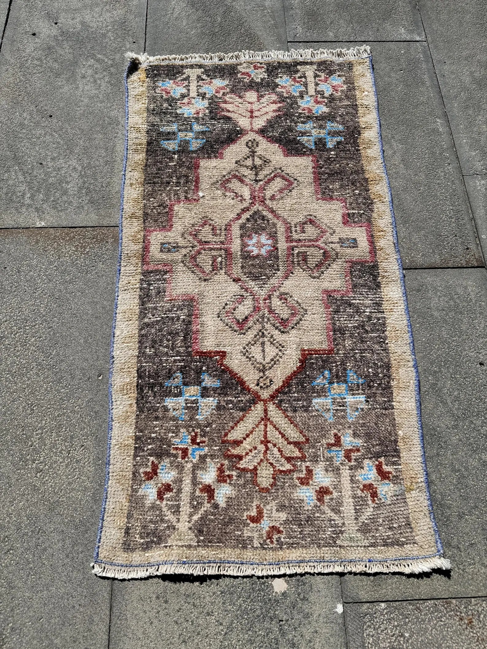 Vintage Turkish Mini Rug 1.6 x 3 ft