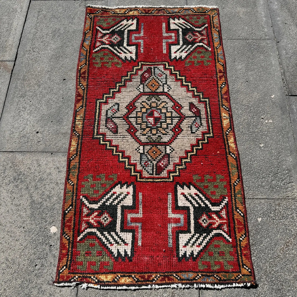 Vintage Turkish Mini Rug 1.6 x 3.1 ft