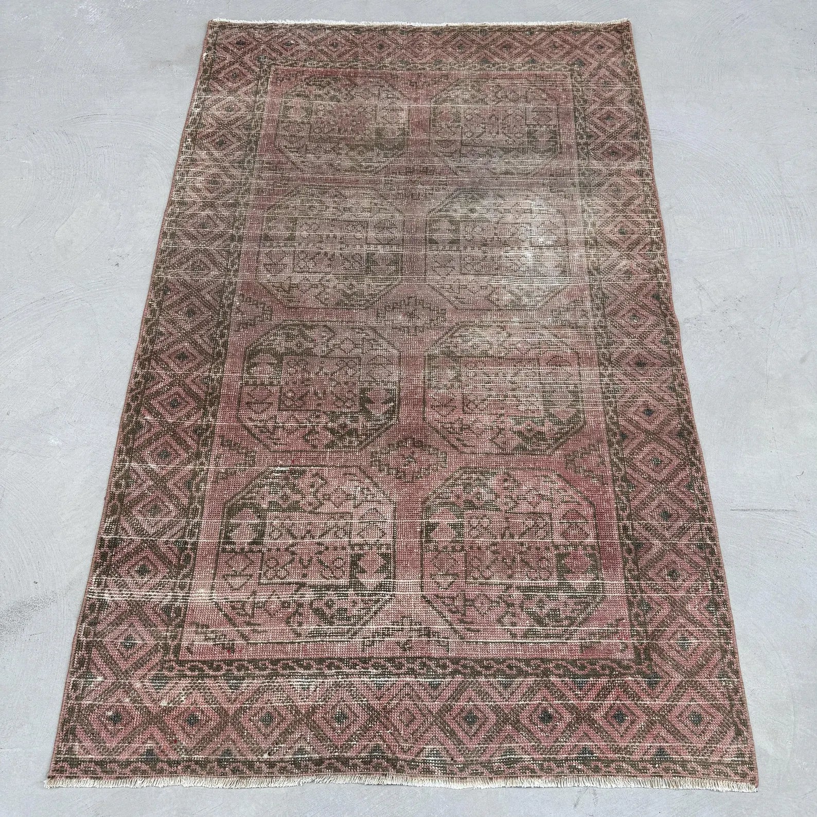 Vintage Turkish Accent Area rug 3.6 x 5.8 ft