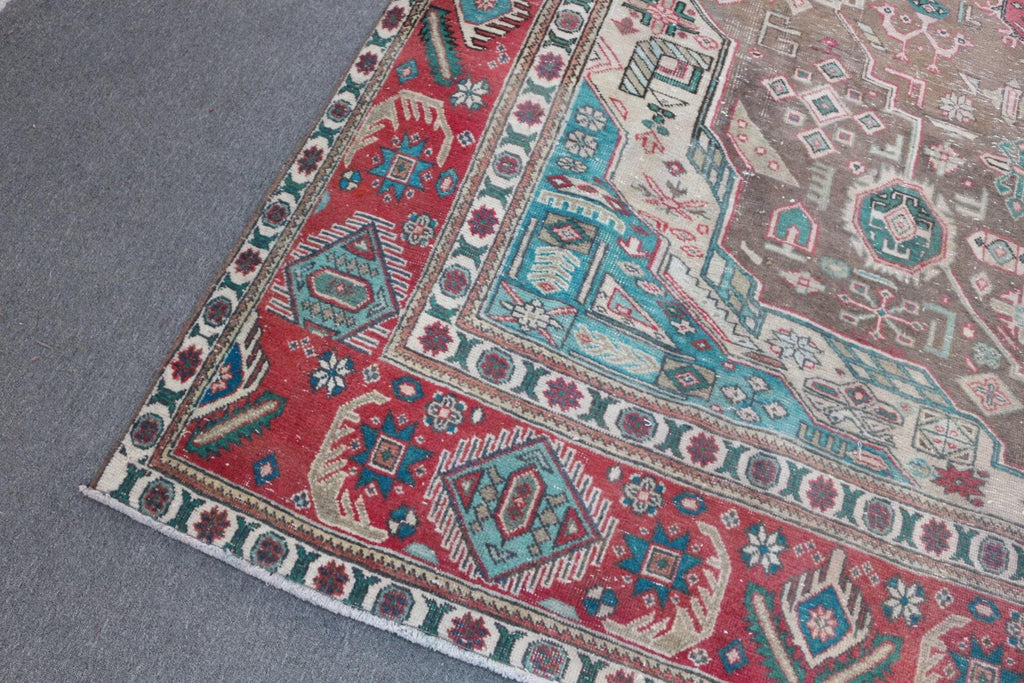 XL Vintage Turkish Accent Area Rug 9.2 x 12.4 ft