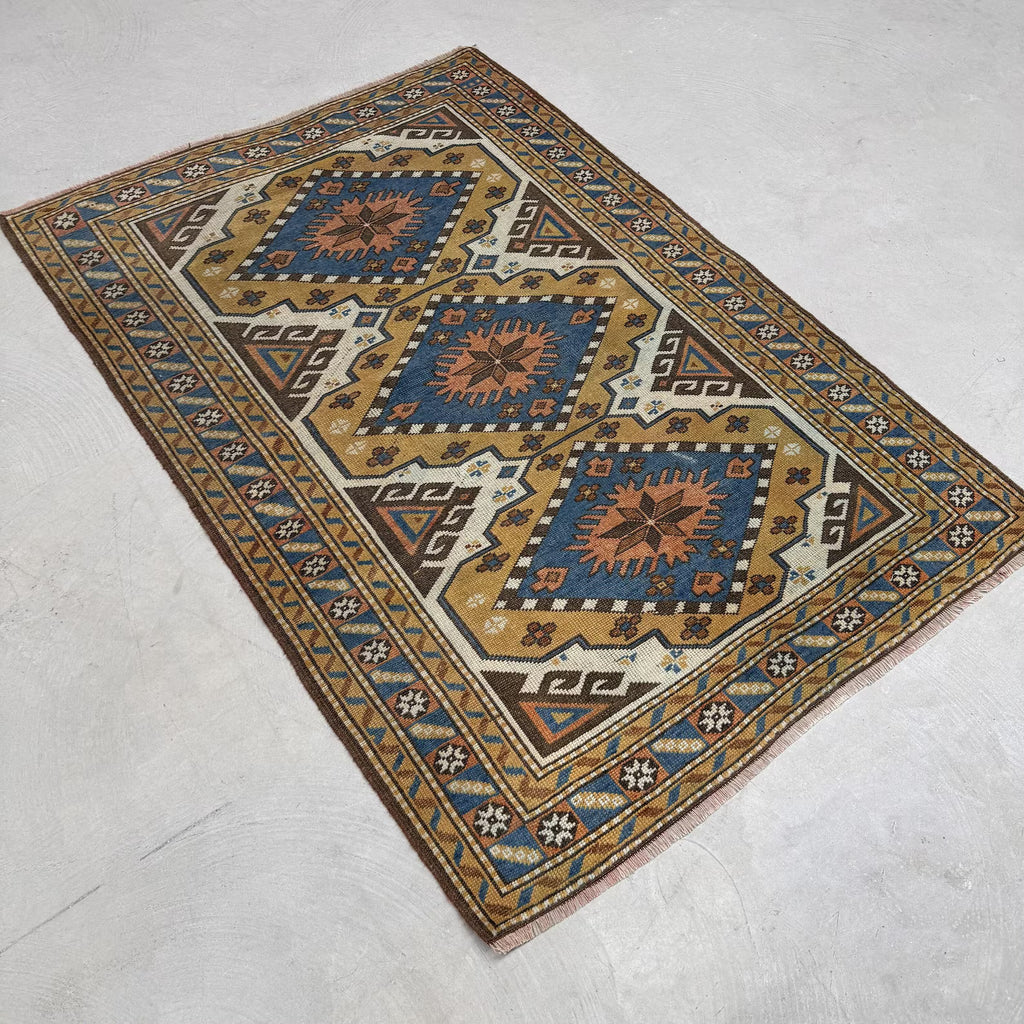 Vintage Turkish Accent Area rug 3.6 x 5.2 ft
