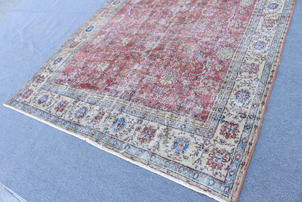 XL Vintage Turkish Accent Area Rug 6.8 x 10.3 ft