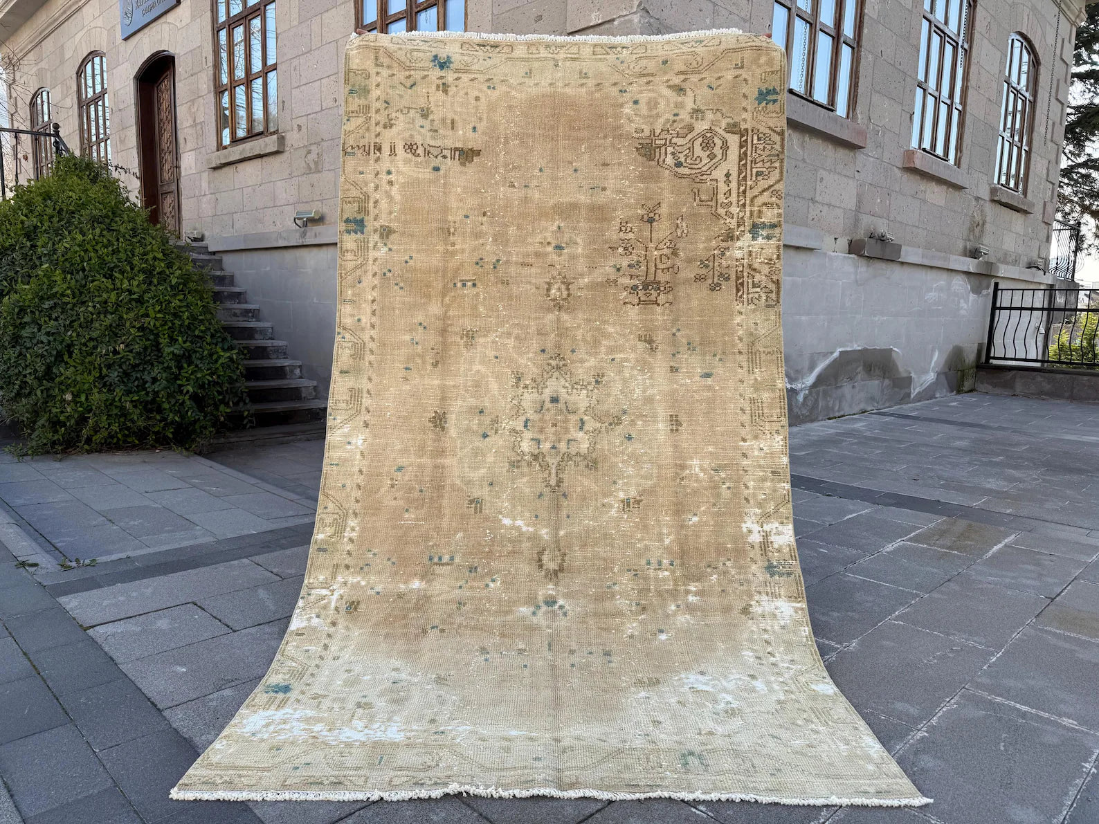 Vintage Turkish Accent Area Rug 4.5 x 8.5 ft