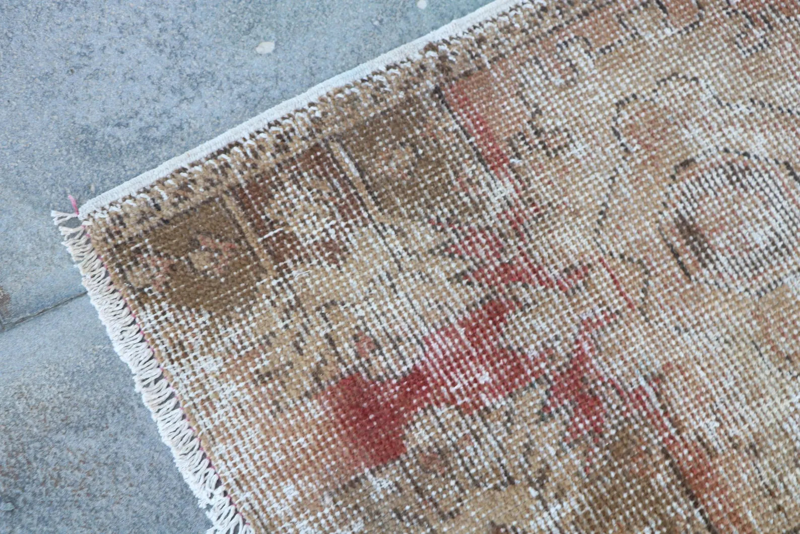 Vintage Turkish Mini Rug 1.6 x 2.7 ft
