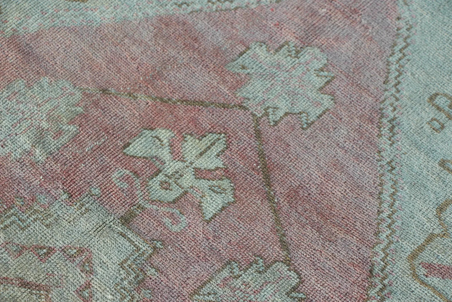 Vintage Turkish Accent Area rug 4.4 x 9 ft