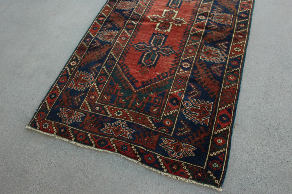 Vintage Turkish Accent Area rug 3.8 x 6.6 ft