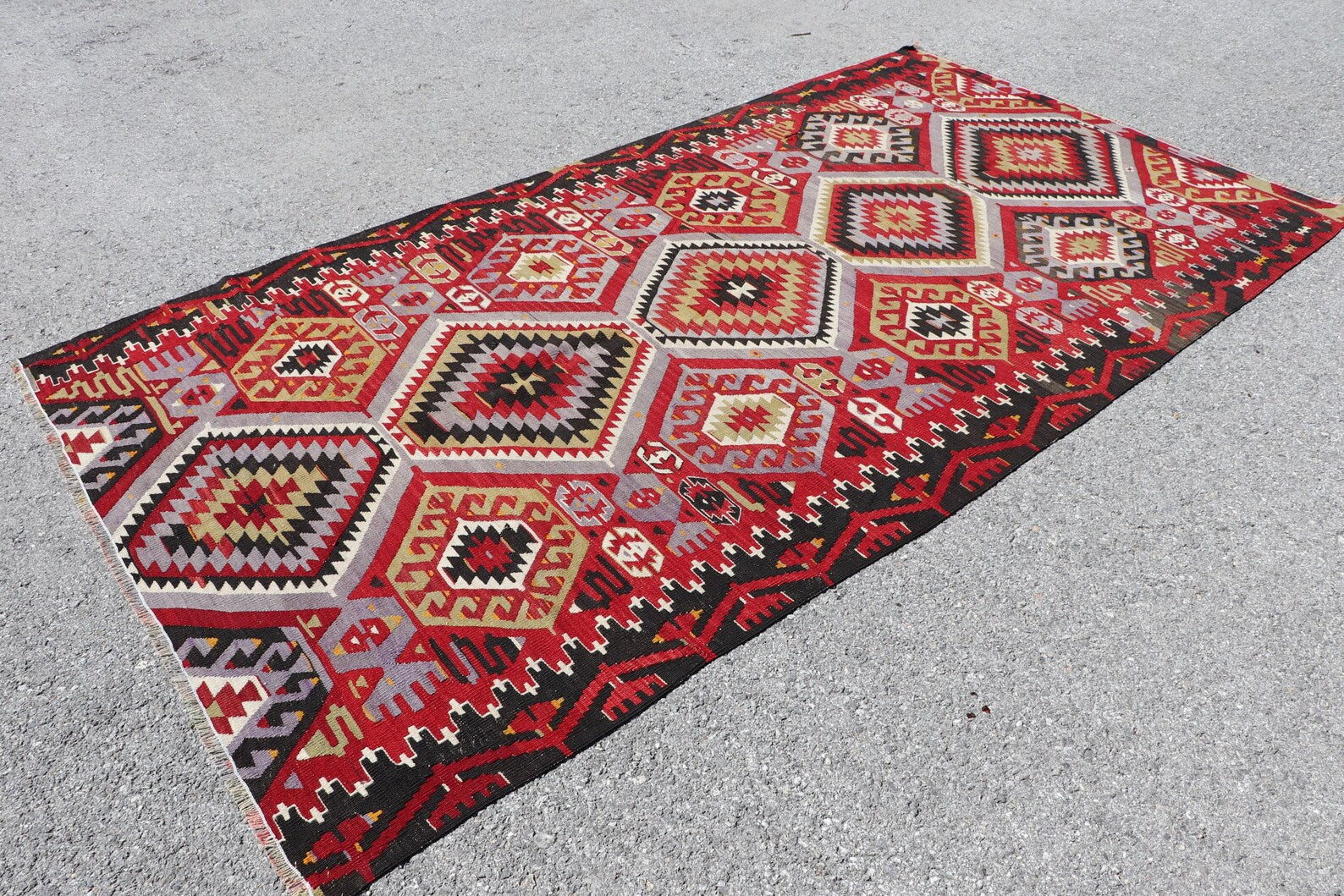 XL Vintage Turkish Accent Area Rug 5.2 x 9.8 ft
