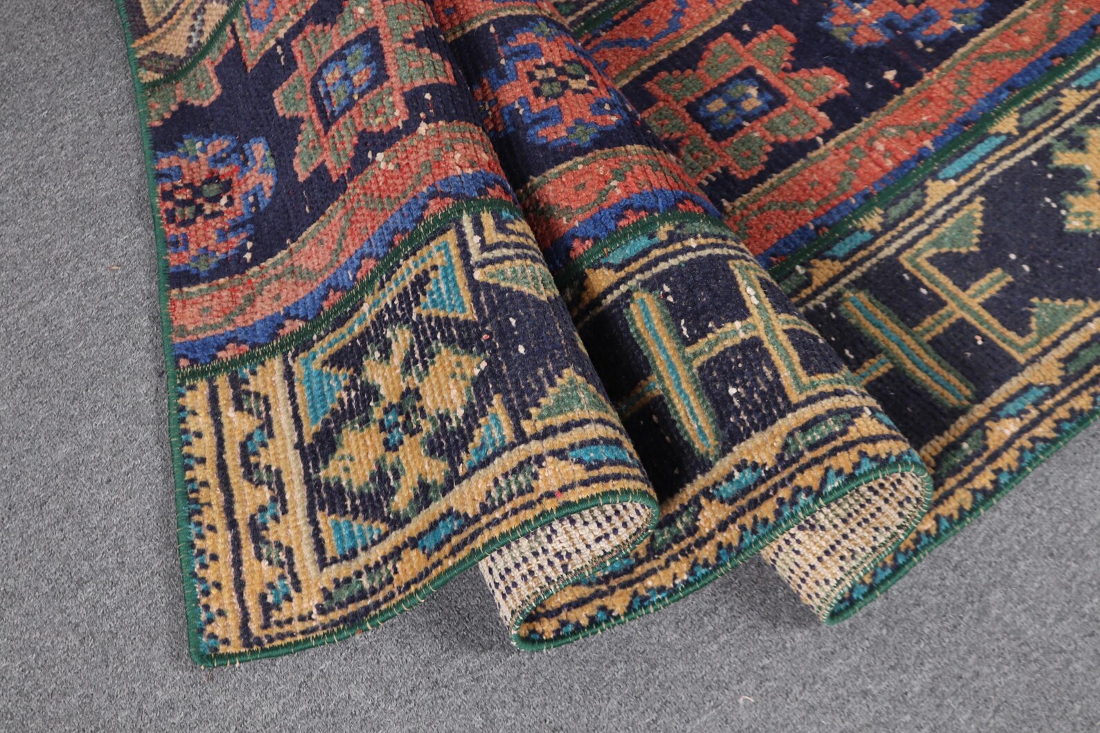 Vintage Turkish Runner Rug 2.3 x 5.3 ft