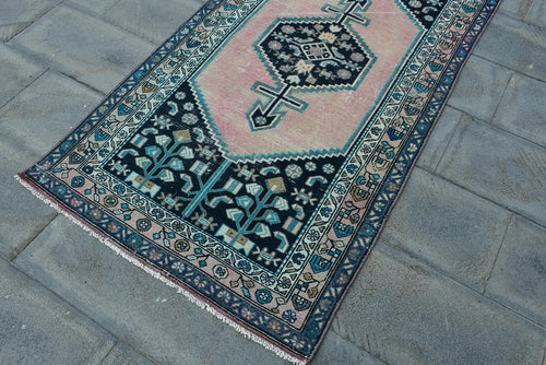 Vintage Turkish Accent Area rug 3.4 x 6.7 ft
