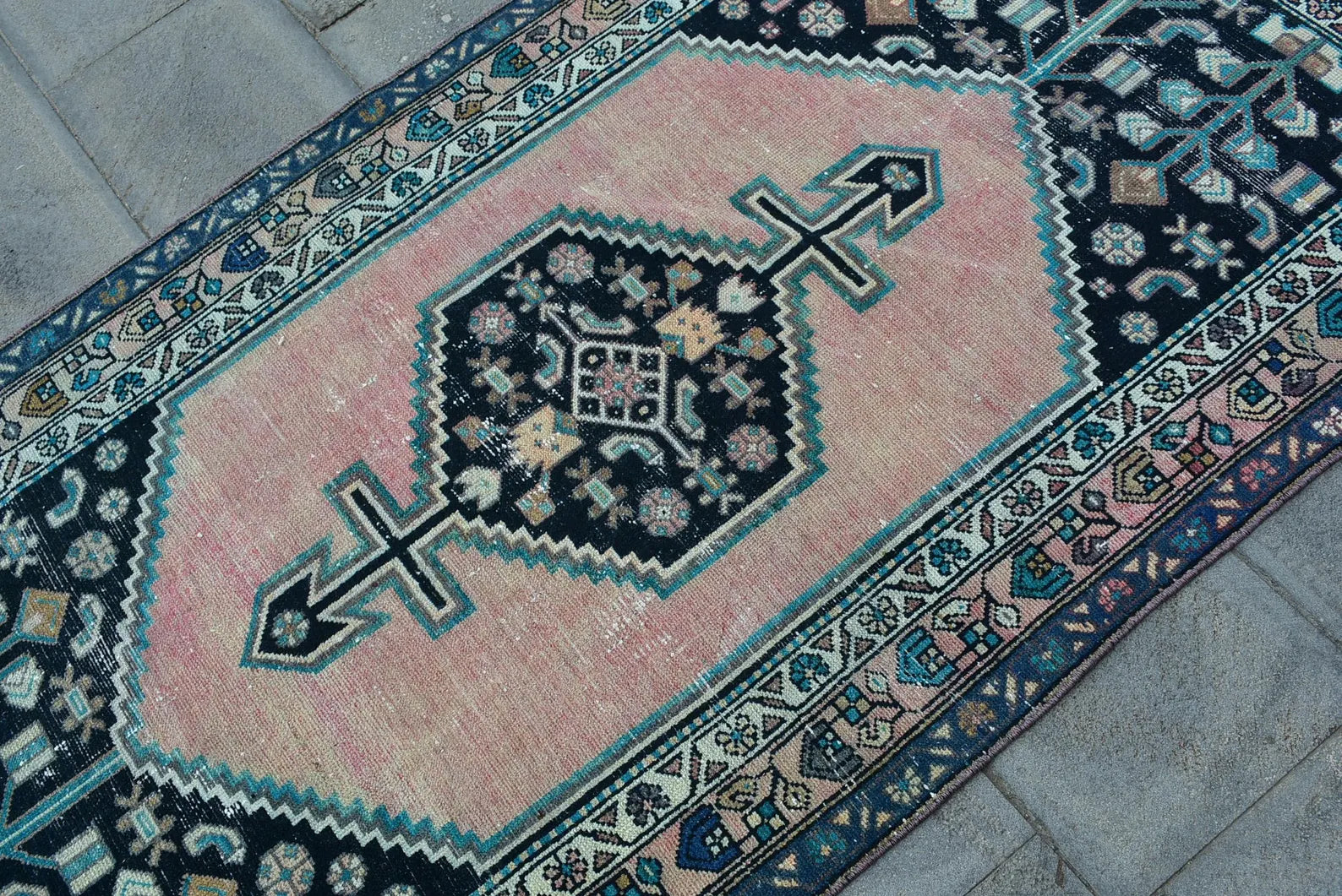 Vintage Turkish Accent Area rug 3.4 x 6.7 ft