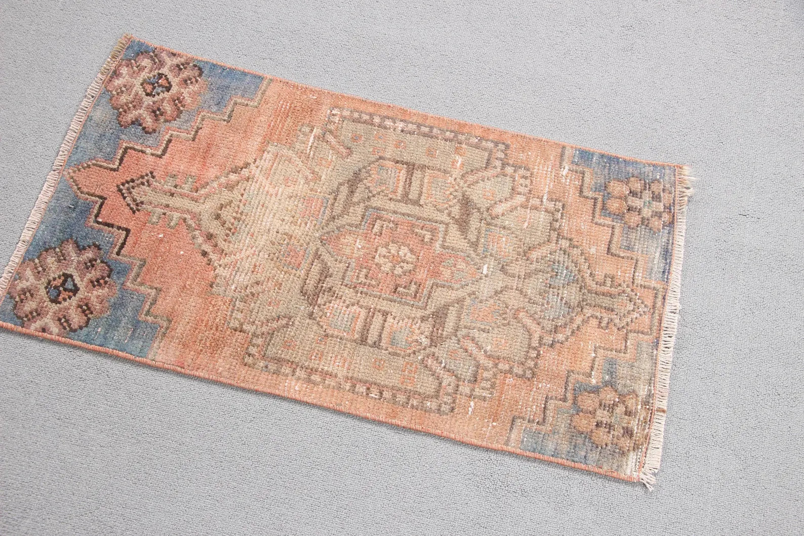 Vintage Turkish Mini Rug 1.4 x 2.5 ft