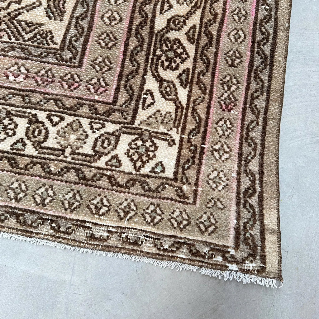 XL Vintage Persian Accent Area Rug 6.9 x 10.4 ft