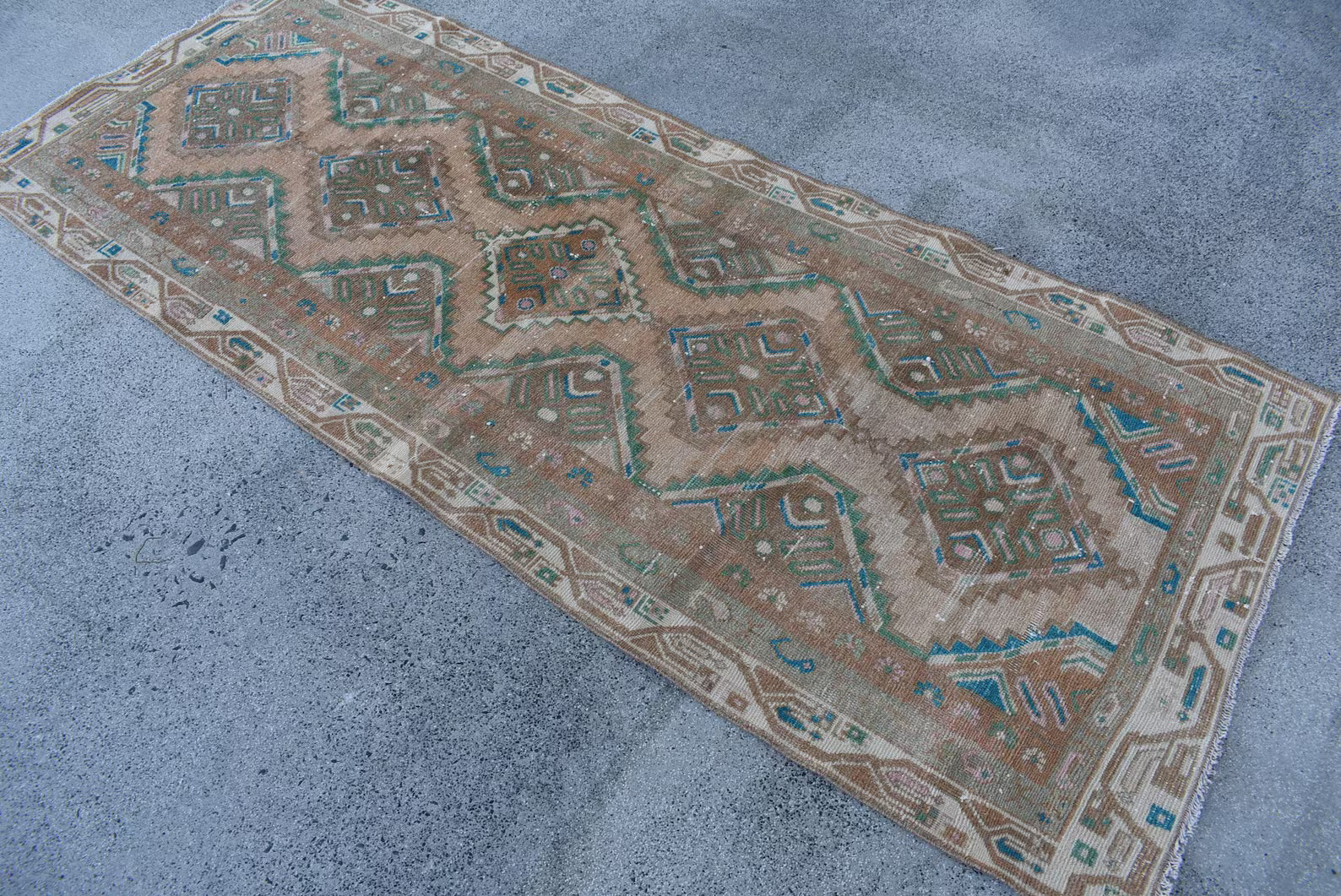 Vintage Turkish Accent Area rug 3 x 7.2 ft