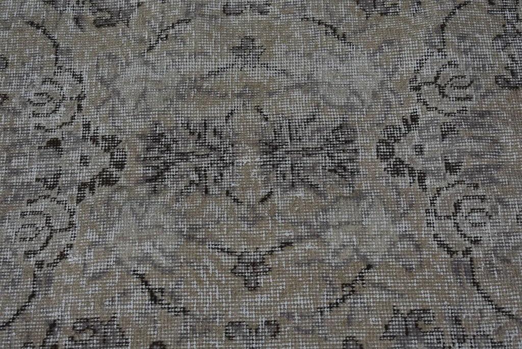 XL Vintage Turkish Accent Area Rug 5.1 x 8.5 ft