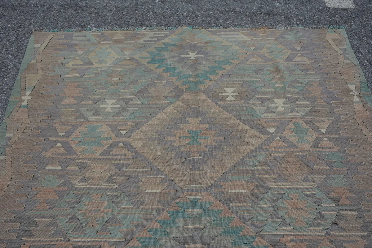 XL Vintage Turkish Accent Area rug 4.8 x 9.4 ft