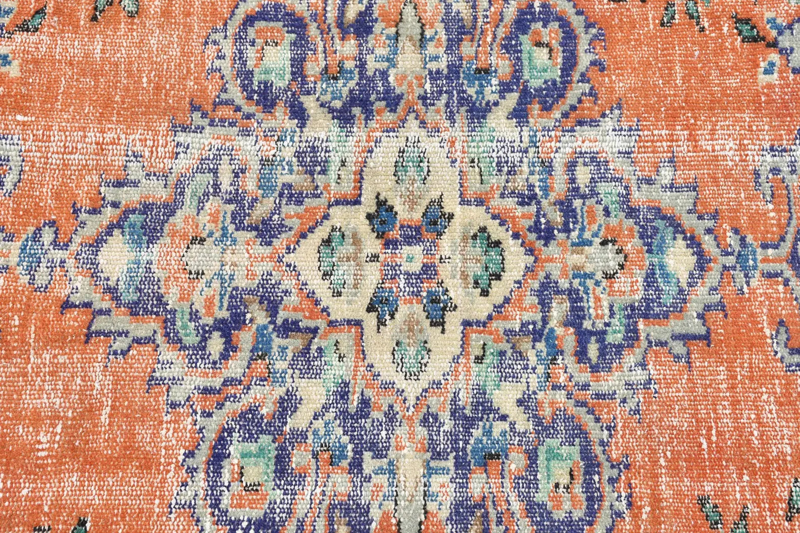 Vintage Turkish Accent Area rug 3.9 x 8.9 ft