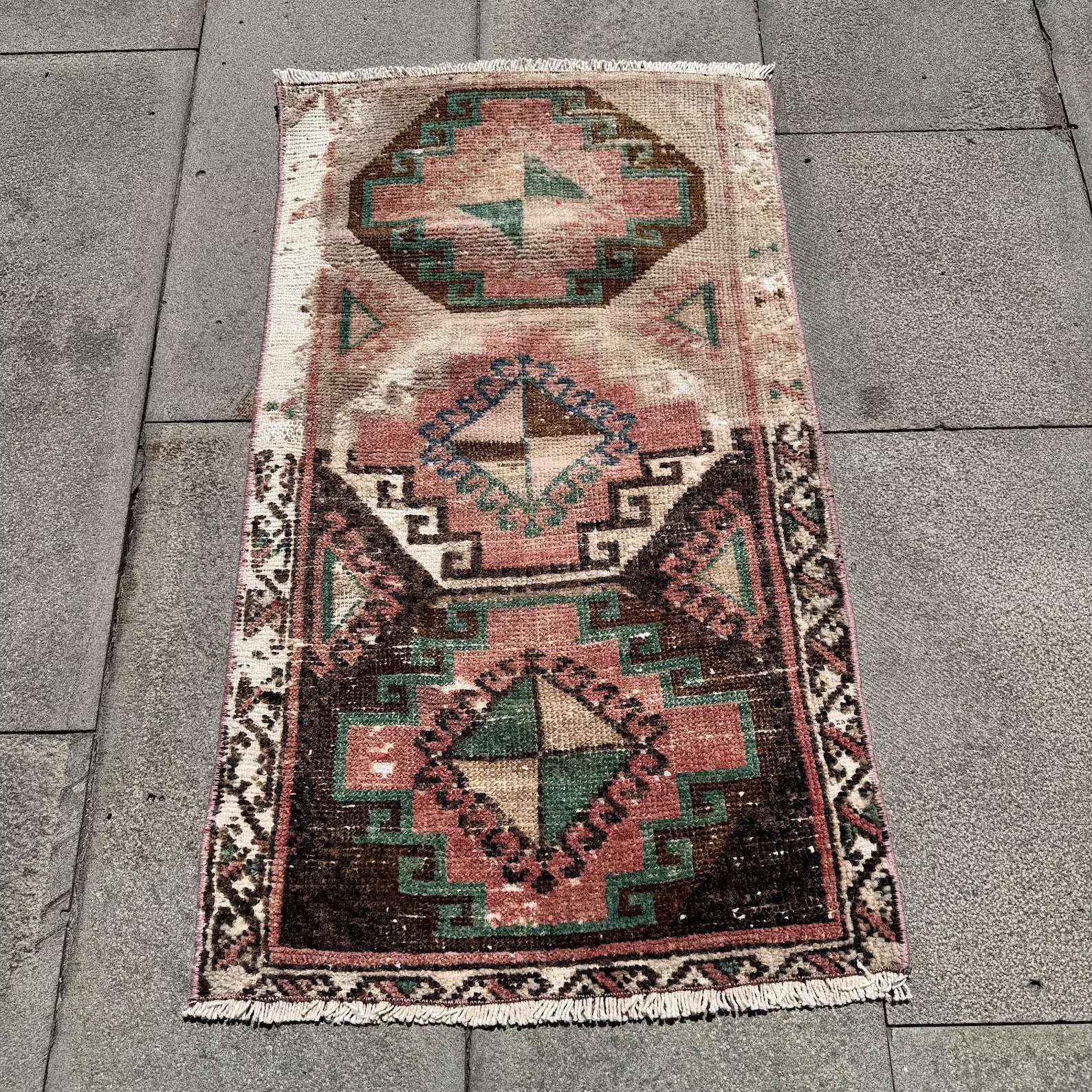 Vintage Turkish Mini Rug 1.7 x 2.9 ft
