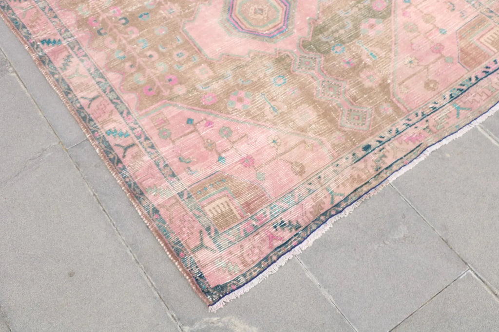 XL Vintage Persian Accent Area Rug 4.2 x 9.2 ft