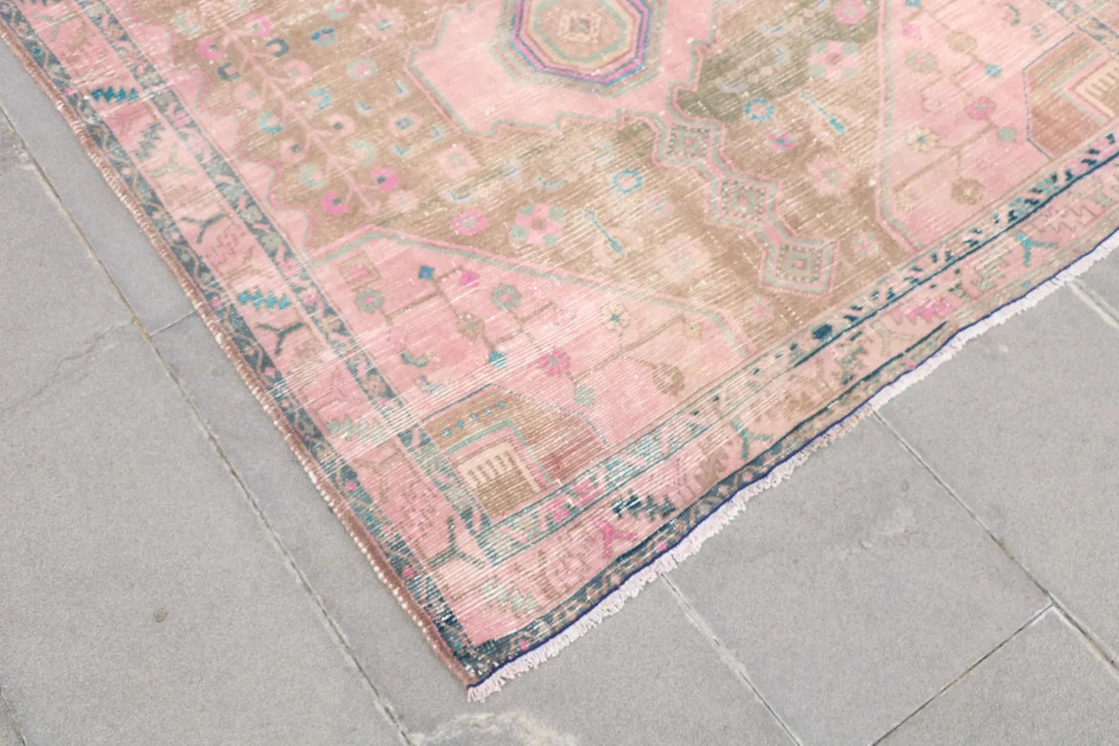 XL Vintage Persian Accent Area Rug 4.2 x 9.2 ft