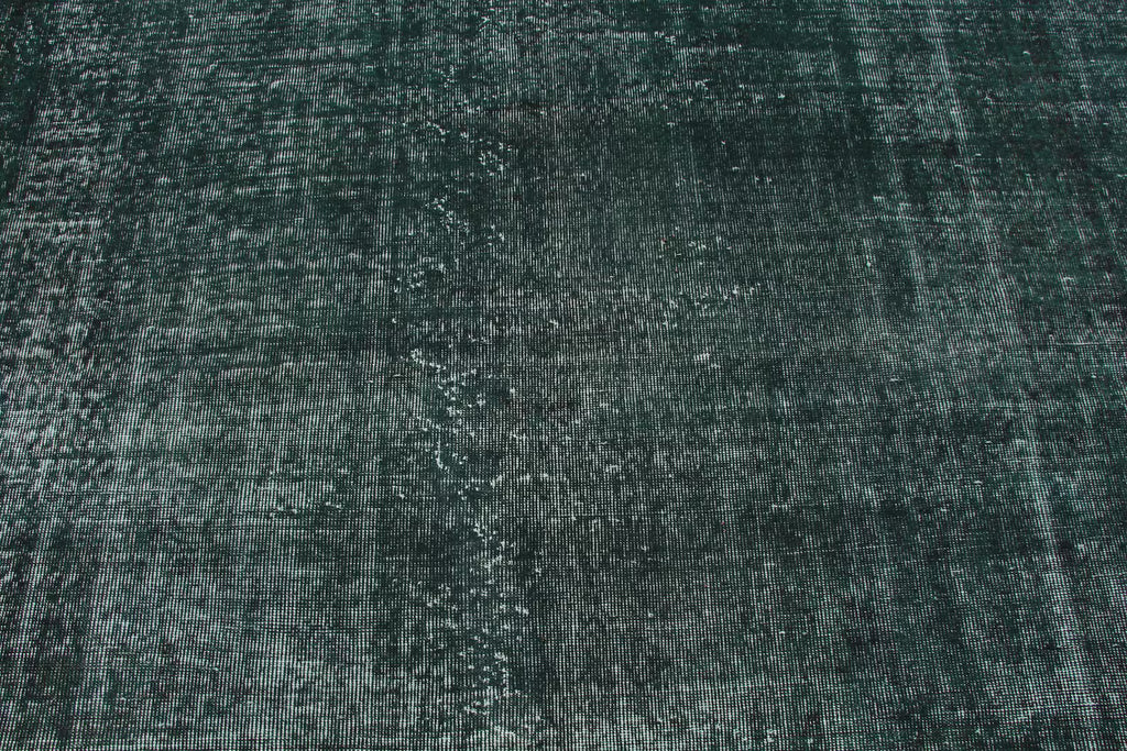 Vintage Turkish Accent Area rug 4.8 x 6.9 ft