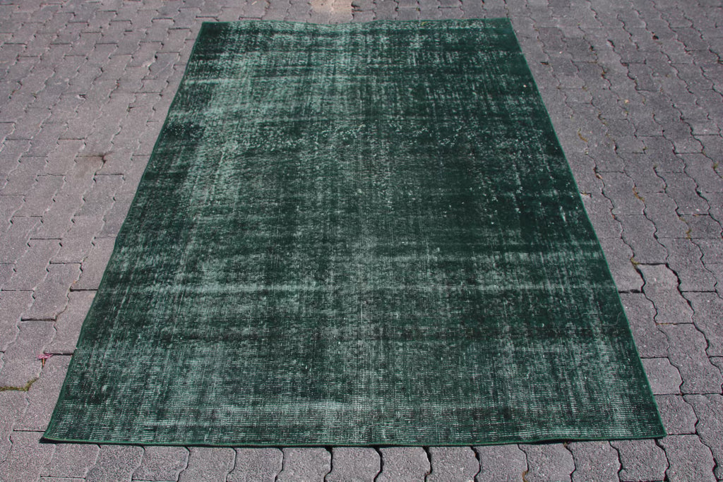 Vintage Turkish Accent Area rug 4.8 x 6.9 ft