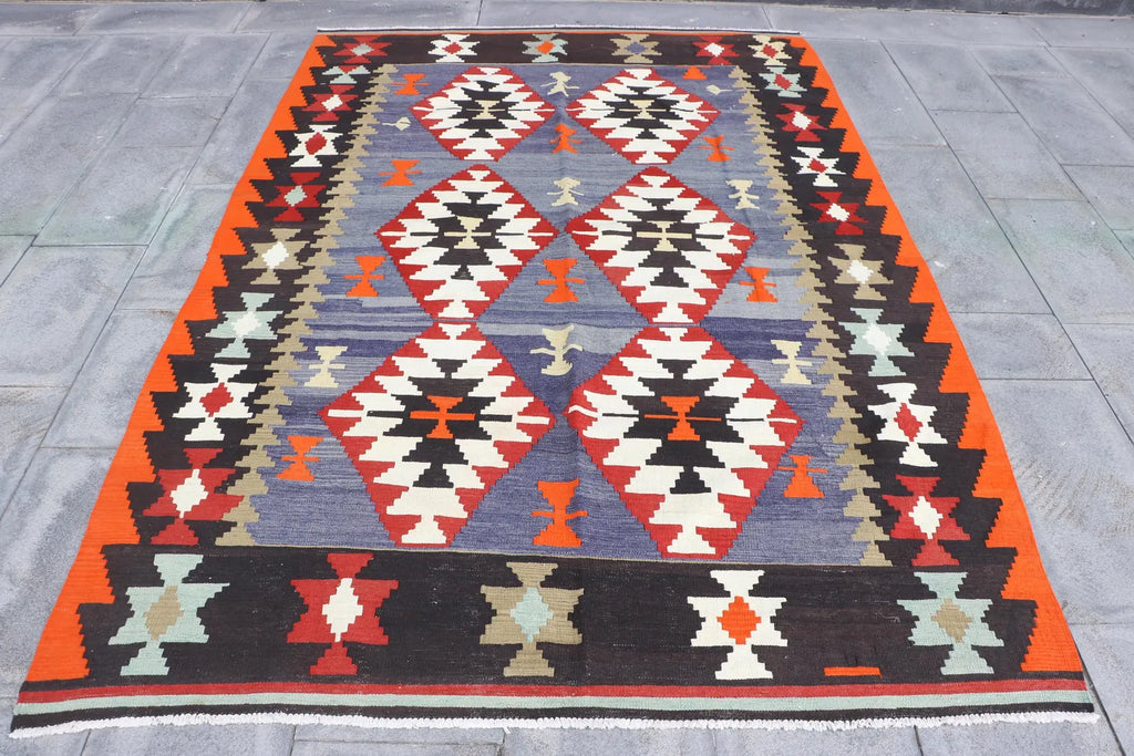 XL Vintage Turkish Accent Area Rug 5.4 x 8.2 ft