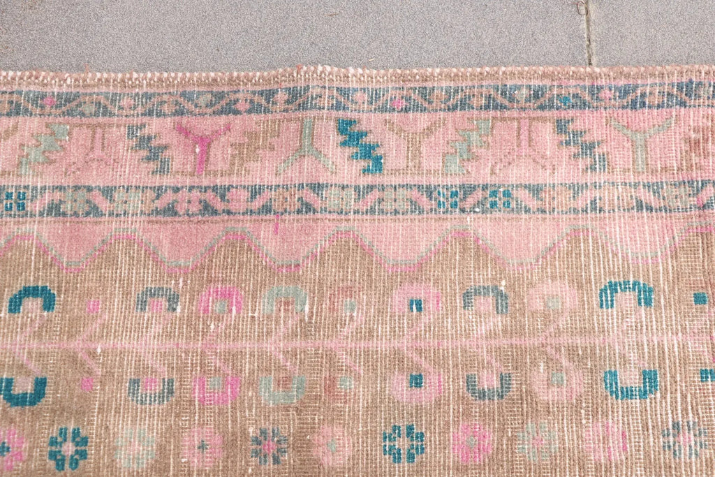 XL Vintage Persian Accent Area Rug 4.2 x 9.2 ft